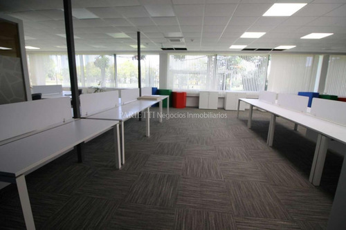 Imagen 21 de 28 de Carrasco Oficinas Logística Depósitos