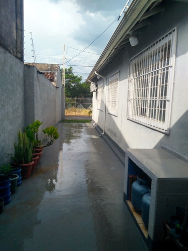 2 Casas Em Um So Terreno O Valor Passou Para $ 350.000,00 Re