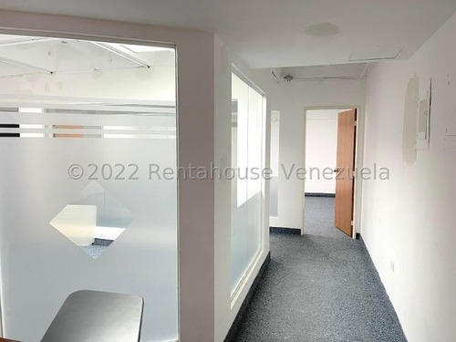 Imagen 5 de 14 de Oficina En Alquilerchuao 22-19082 Renta House Los Samanes