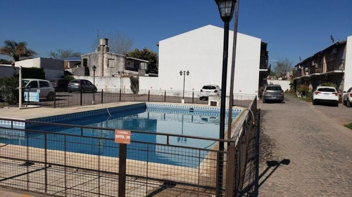 Imagen 24 de 28 de Departamento En Venta En Las Rosas