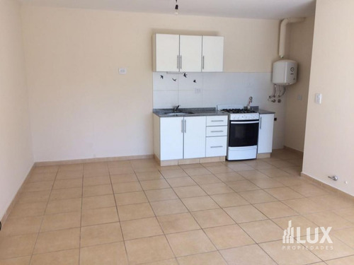 Imagen 2 de 24 de Venta Departamento 1 Dormitorio - Escalera - Terraza Exclusiva - San Luis 3100 - Rosario