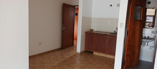 Se Vende Monoambiente En B° Centro - Villa Dolores - Córdoba