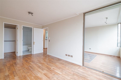 Imagen 8 de 14 de Departamento En Venta De 1 Dorm. En Las Condes