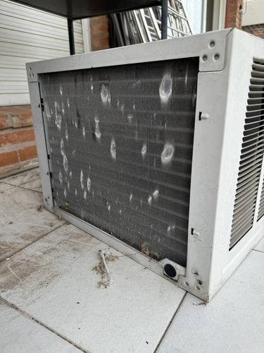 Aire Acondicionado Coventry De Ventana Usado - Enfria Poco (Usado)