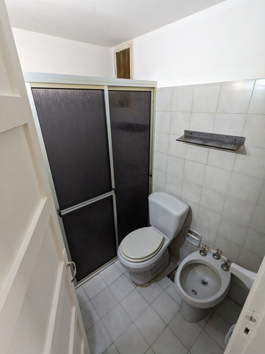 Imagen 12 de 14 de Departamento De 2 Dormitorios Muy Bien Ubicado!!! A Metros De Rambla Y Shopping En Buceo