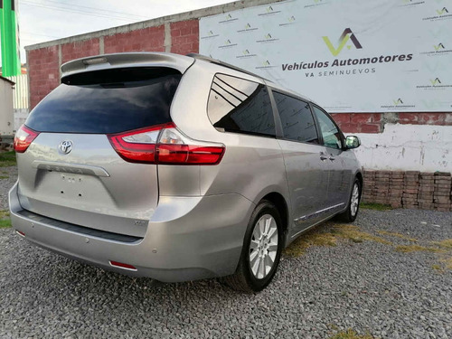 Imagen 8 de 15 de Toyota Sienna 2015 5p Xle V6/3.5 Aut Q/c Piel