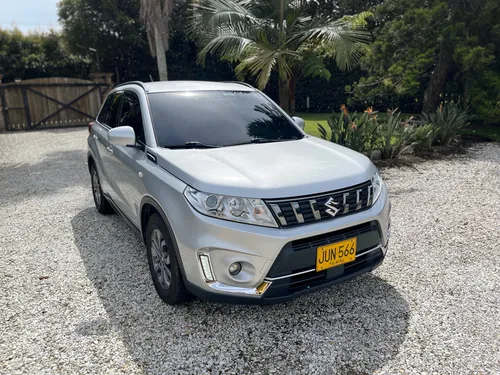 Vitara Live 2wd At Modelo 2022 Color Plata 49.000 Km