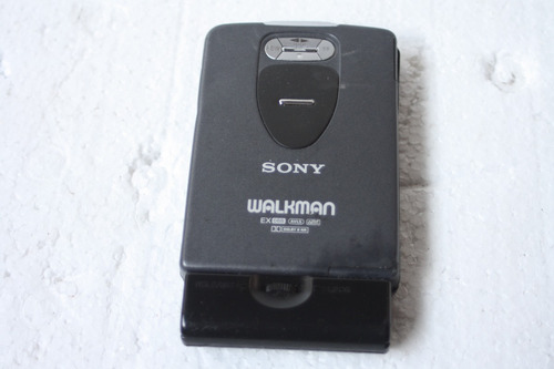 Walkman Sony Vm Ex1 Raro Leia Detalhes Item Coleçao (Usado)