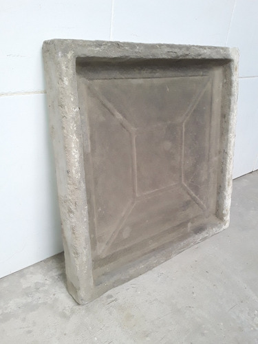 Imagen 2 de 3 de Moldes Para Lajas O Baldosas De 50 Cm X 50 Cms