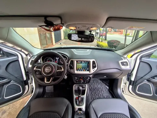 Jeep Compass 2.4 4X2 Longitude At