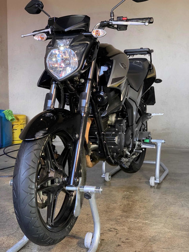 Yamaha Fazer 250