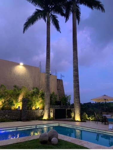 Imagen 15 de 16 de Vendo Casa 1050m2 4h+2s/6b+s/15p La Lagunita 0583