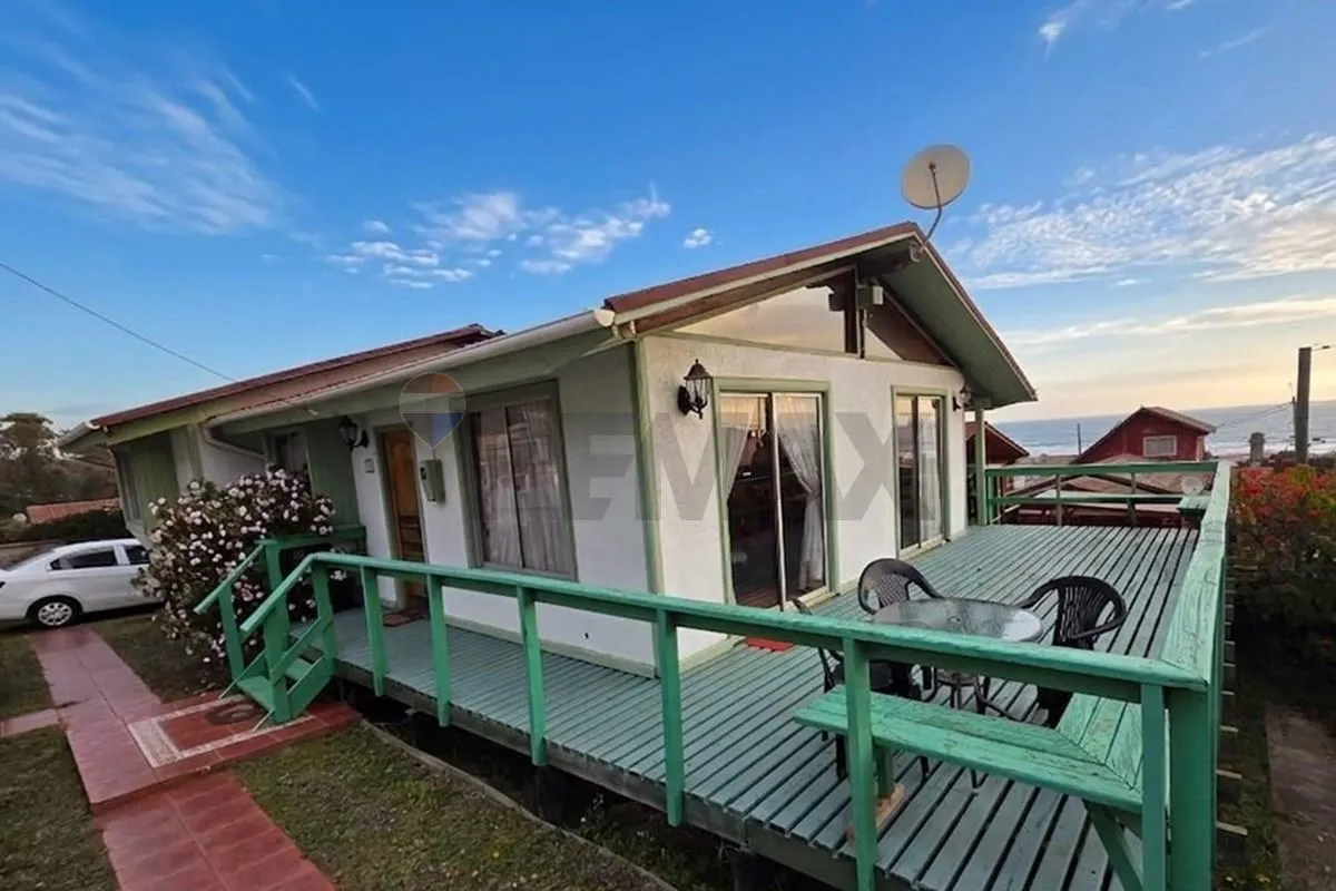 Imagen 1 de 11 de Hermosa Cabaña En Venta En El Tabo