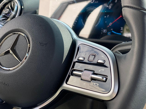 Imagem 13 de 15 de Mercedes-benz Glb 200 Advance