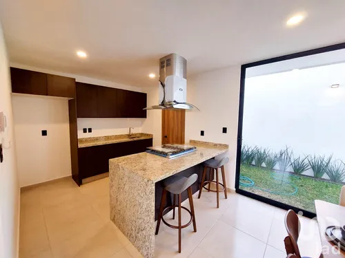 Venta Casa 3 Ambientes Lázaro Cárdenas
