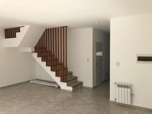 Imagen 6 de 15 de Miradores De Manantiales 2, Duplex En Venta , 3 Dormitorios, Cochera Cubierta