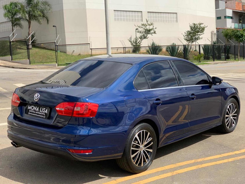Volkswagen Jetta 2011 2.0 Tsi Highline 4p