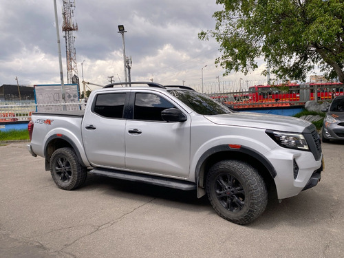 Nissan Frontier 2.5 Pro4X 4X4 At