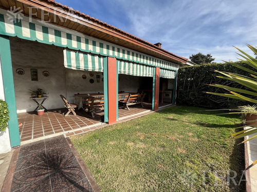 Imagen 21 de 24 de Venta De Casa 3 Ambientes Con Fondo Libre Y Piscina En Don Bosco (21581)