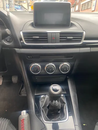 Mazda 3 2.0 Touring