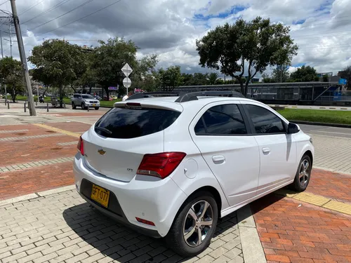 Chevrolet Onix 1.4 Ltz 5 p