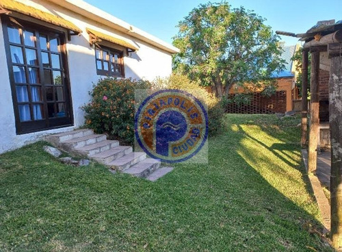 1111-11 Casa En Venta 3 Dorm - Piriapolis. Con Vista Al Cerro Del Toro! Con Renta !!1 Ideal Inversion Y Disfrute