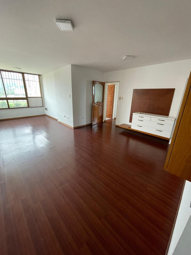 Apartamento En Venta Precio De Oportunidad Res Paraíso H Oportunidad Johana Lazaro