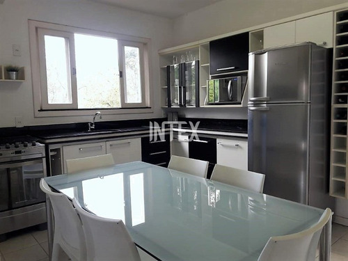 Imagem 2 de 30 de Casa Maravilhosa Dentro De Condominio De Lotes Grandes 1830m², Composto Por Casa Principal Com 3 Quartos (2 Suítes) E Anexo. - Ca00474 - 69414081