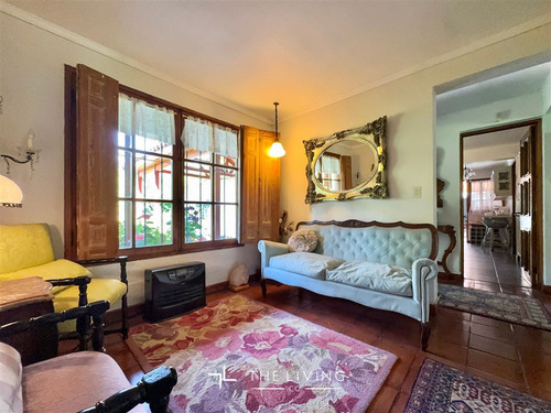 Preciosa Casa Chilena A La Venta Casa 5d Y 4b, Lo Barnechea