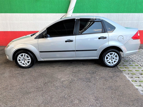 Ford Fista Seden 1.6 Flex Completo Lindo Carro!