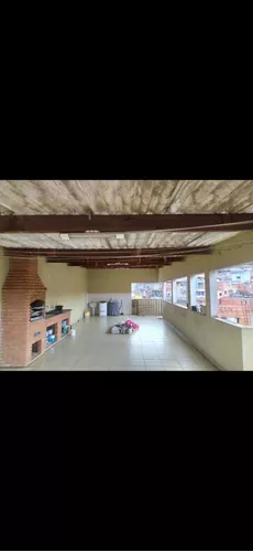 Casa Com Três Andares, Sendo O Último Com Churrasqueira, No Jardim Da Conquista Em São Mateus, São Paulo - Zona Leste.