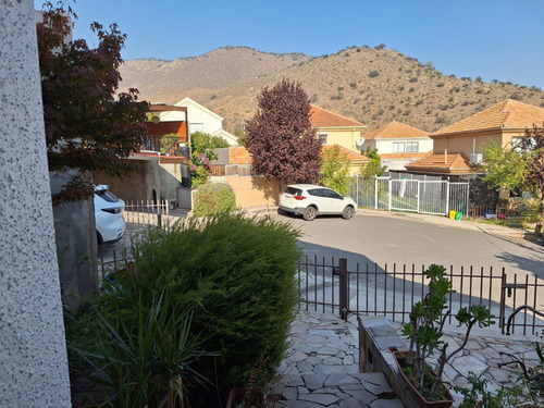 Oportunidad!!! En Condominio Cumbres De La Viña.