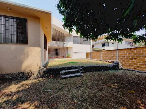 Casa En Venta En Fraccionamiento Las Brisas, Temixco Morelos