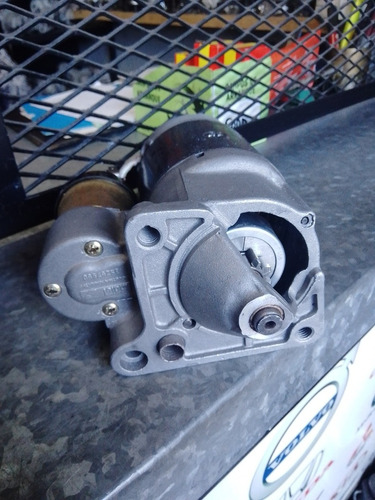 Imagen 4 de 5 de Reparaciónes,recambios Y Ventas De Árranques Y Alternador.