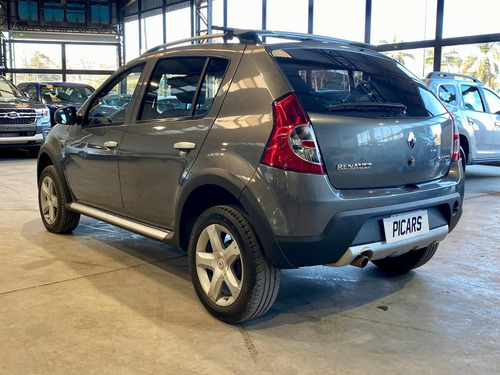 Renault Sandero Stepway 1.6 Confort 105cv