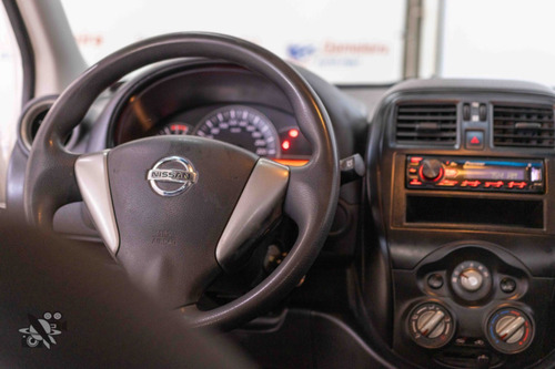 Nissan March 1.0 12v S 5p