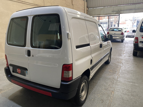 Peugeot Partner 1.6 Hdi Furgon Confort 92