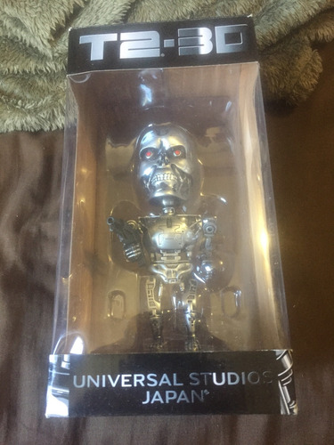 T2 Terminator Universal Studios Japan Wobbler Endoskeleton