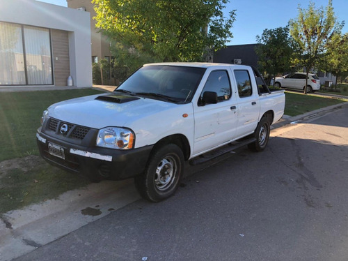 Nissan Np300