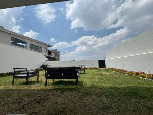 Casa Nueva Venta Excelentes Acabados, Dentro De Residencial Con Casa Club, Seguridad En Metepec Por Ave. Lerma.