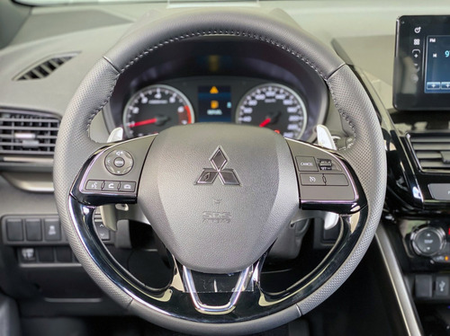 Mitsubishi Eclipse Cross 1.5 Hpe Black Turbo Cvt 5P