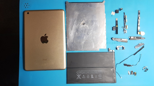  iPad Mini 3 A1599 ::: Repuestos Varios Desarme 