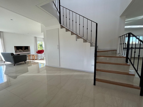 Casa Venta La Reserva Cardales Sofitel Estilo Clásico Moderno Al Golf Impecable