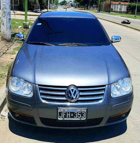 Volkswagen Bora 1.8 Highline T 180cv 2010
