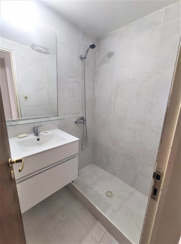 Imagen 7 de 8 de En Venta. Monoambiente Con Patio Pocitos