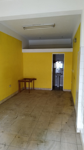 Imagen 2 de 7 de Local Comercial De 20 M2. Nuevo Wp De Contacto 1137868438!