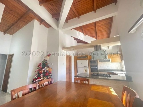Imagen 2 de 11 de Casa Amoblada, Lista Para Habitar Espera Por Ti. Hermosa Cocina Y Acabados De Primera. #22-14074