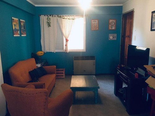 Imagen 1 de 10 de Departamento - La Capital