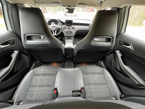 Imagen 17 de 22 de Mercedes-benz Clase A 1.6 A 200 At Urban B.efficiency 156cv