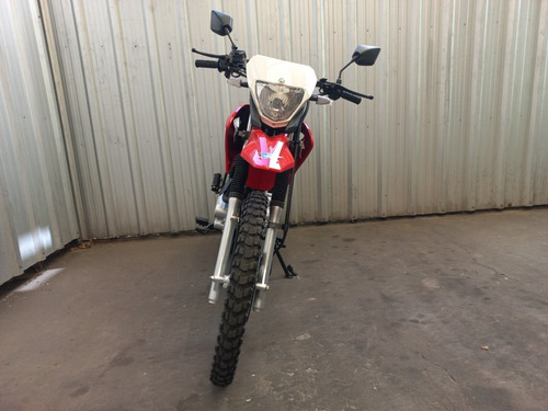 Imagen 7 de 18 de Motomel Skua 150 V6 Av 1
